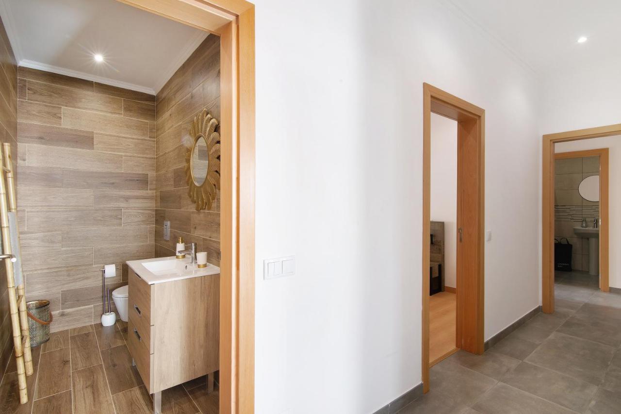 Traditional 3 Bedroom Apartment Alte Exterior photo
